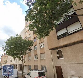  Appartement � louer 4 pi�ces 77 m�