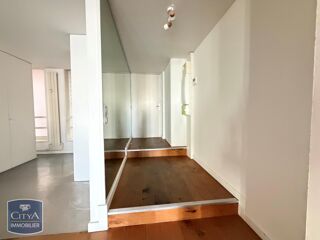  Appartement à louer 4 pièces 124 m²