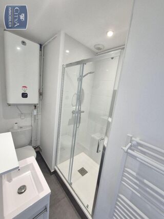  Appartement à louer 2 pièces 28 m²