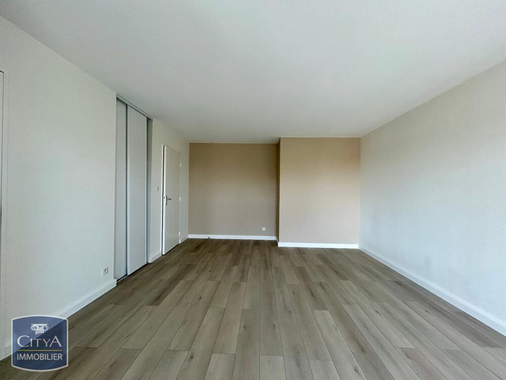 location Appartement - 3 pièce(s) - 66 m² Poitiers (86000)