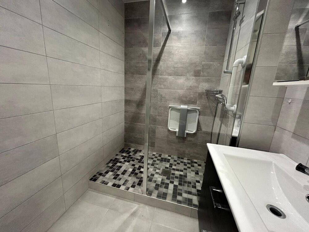 location Appartement - 5 pièce(s) - 95 m² Montbéliard (25200)