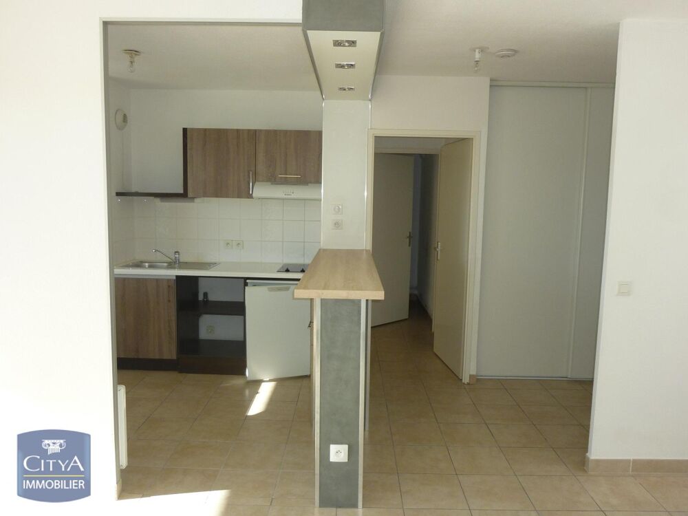 location Appartement - 2 pièce(s) - 50 m² Milhaud (30540)