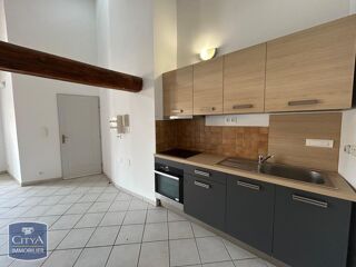  Appartement à louer 3 pièces 79 m²