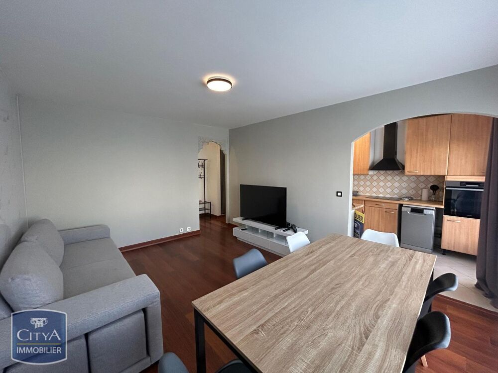 À LOUER : Appartement meublé T4 situé à Trappes, dans le....