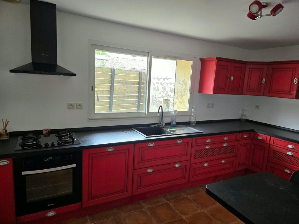 location Maison - 6 pièce(s) - 162 m² Romans-sur-Isère (26100)