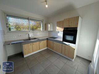 location Appartement - 2 pièce(s) - 53 m² Saint-Quentin (02100)