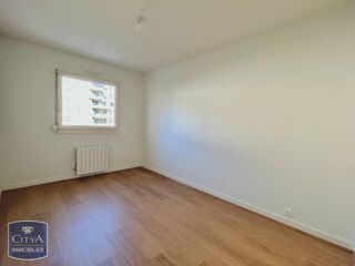  Appartement à louer 3 pièces 67 m²