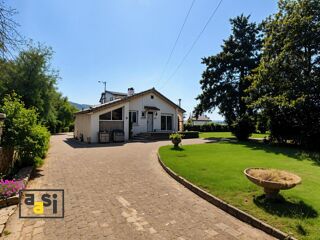  Villa  vendre 6 pices 187 m