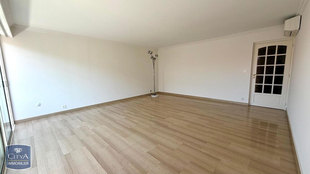 location Appartement - 3 pièce(s) - 80 m² Saint-Raphaël (83700)