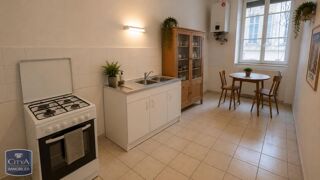  Appartement à louer 4 pièces 115 m²