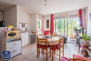  Appartement à louer 2 pièces 38 m²