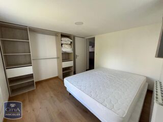  Appartement à louer 4 pièces 78 m²