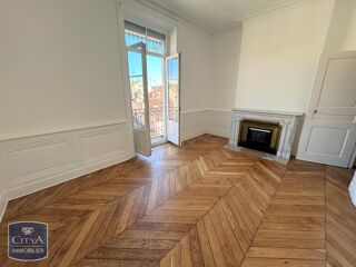  Appartement à louer 3 pièces 69 m²