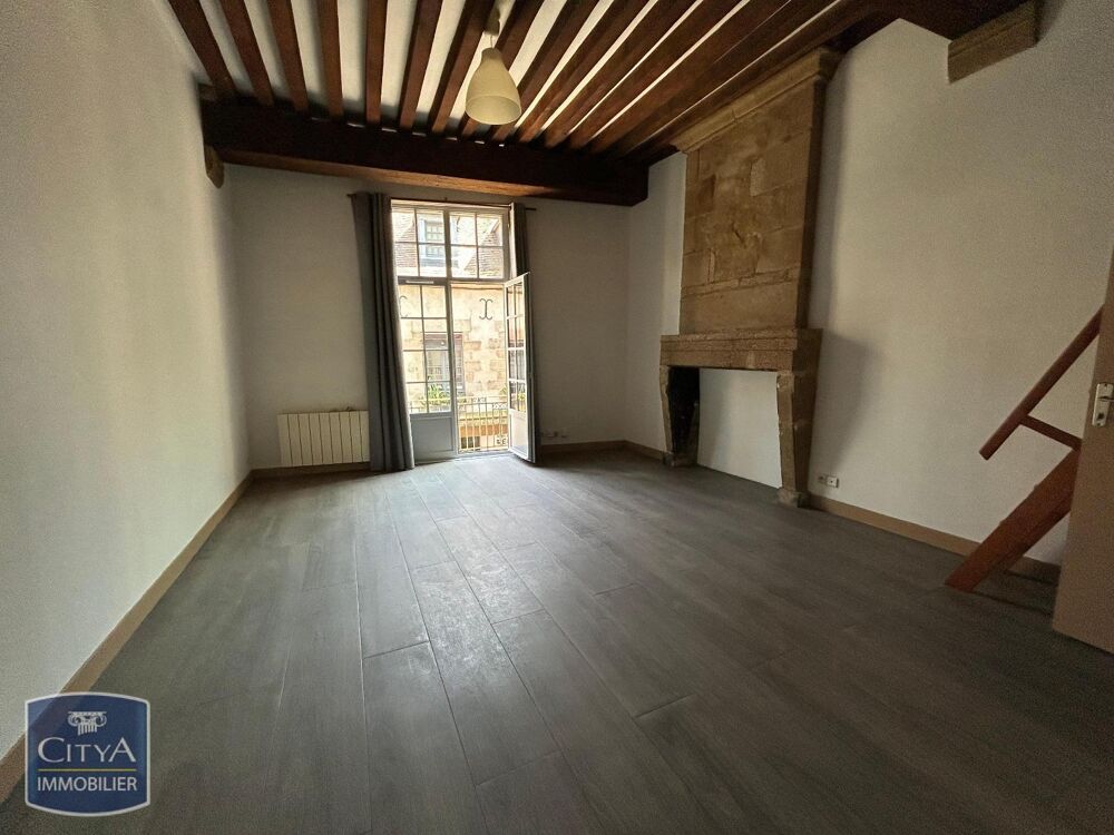 À LOUER : Appartement T1 situé en plein coeur d'Alençon, ....