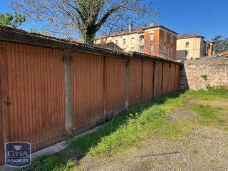  Parking / Garage � louer 