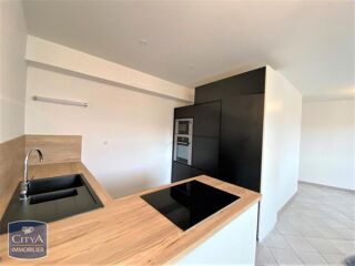  Appartement à louer 3 pièces 51 m²
