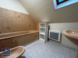  Appartement à louer 2 pièces 45 m²