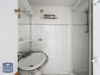  Appartement à louer 2 pièces 26 m²