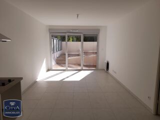  Appartement à louer 2 pièces 45 m²
