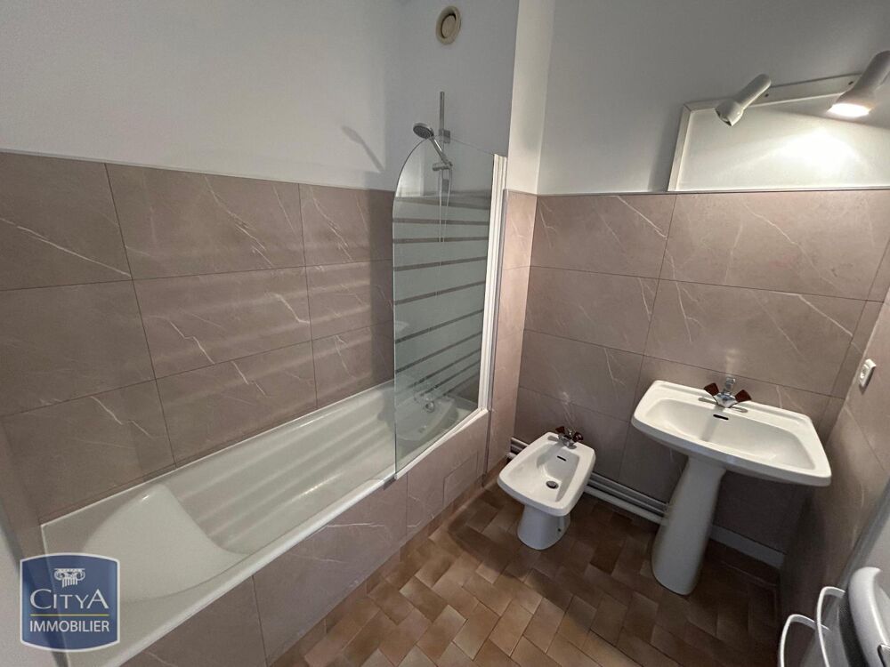 location Appartement - 2 pièce(s) - 62 m² Le Blanc (36300)