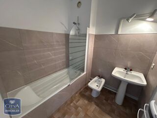  Appartement à louer 2 pièces 62 m²
