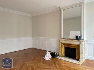  Appartement à louer 6 pièces 140 m²
