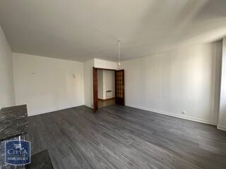  Appartement à louer 4 pièces 86 m²