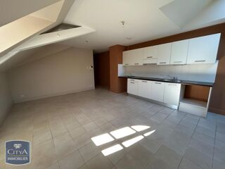  Appartement à louer 3 pièces 67 m²