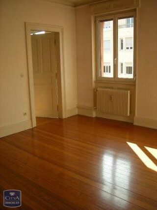  Appartement � louer 4 pi�ces 88 m�