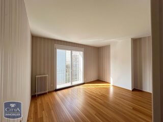 Appartement à louer 3 pièces 78 m²