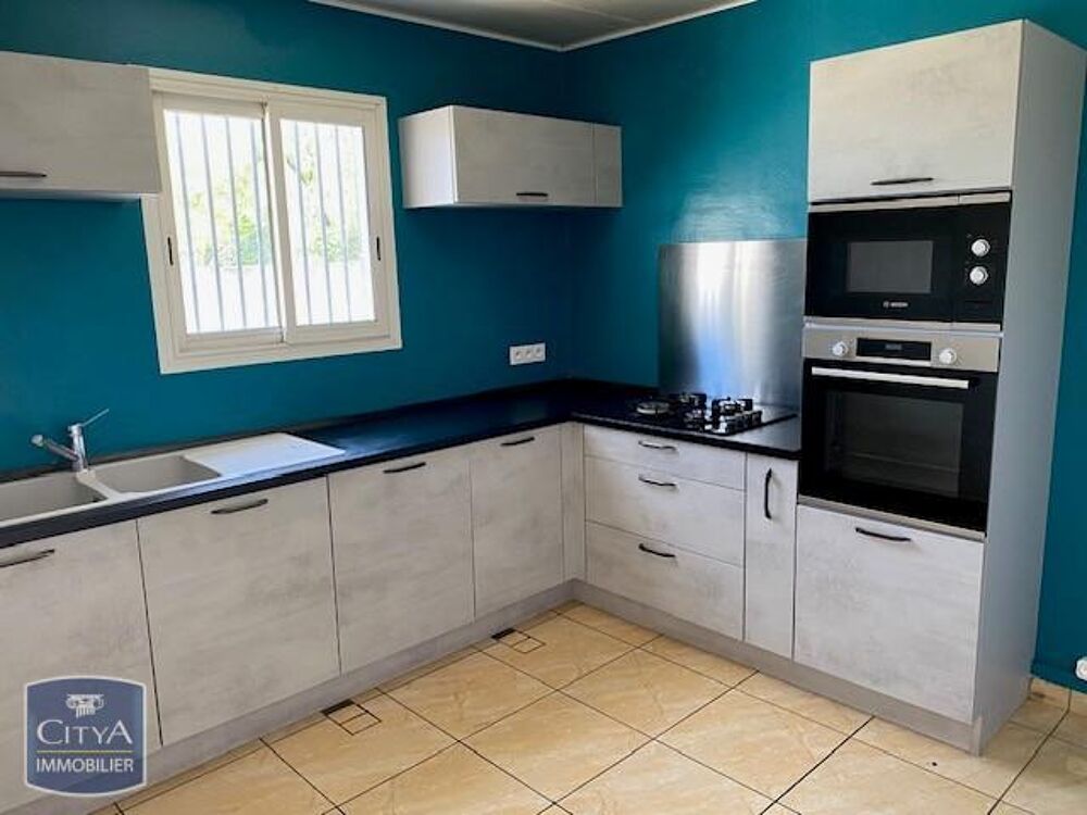 location Maison - 4 pièce(s) - 84 m² Saint-Pierre (97410)