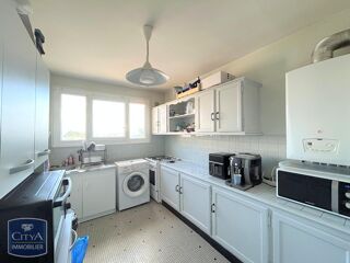  Appartement à louer 4 pièces 73 m²