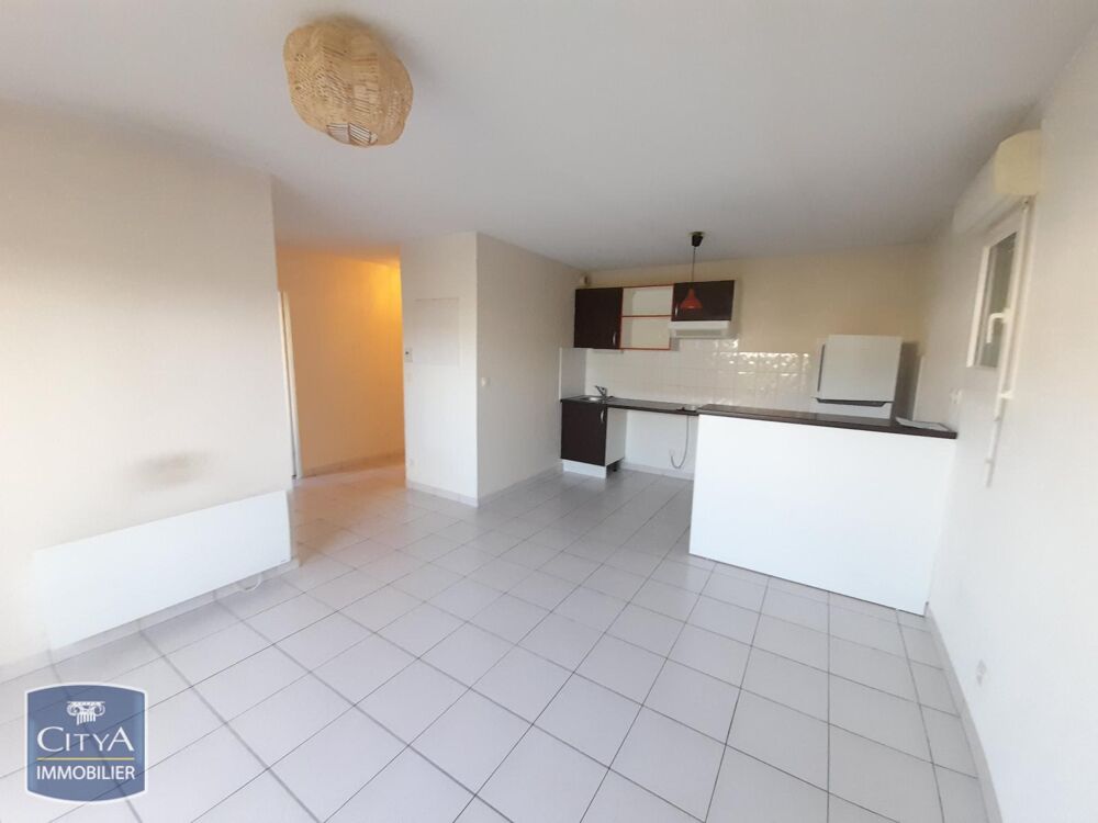 EXCLUSIVITÉ - APPARTEMENT 2 PIÈCES AVEC TERRASSE En loca....