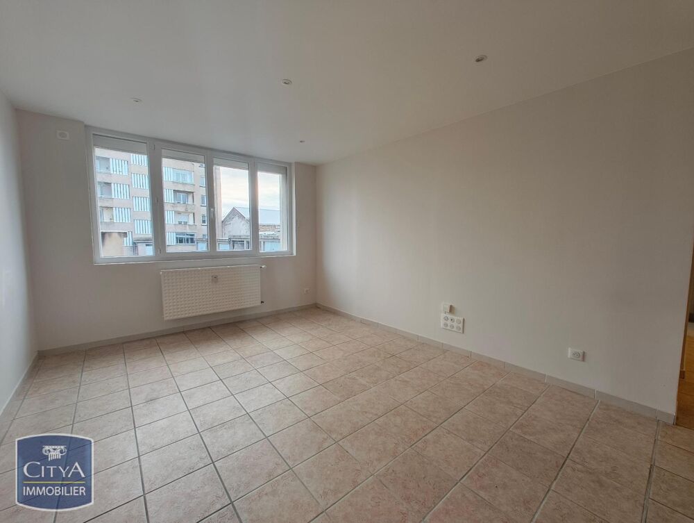 ROANNE - T2 RENOVE - GARAGE - CHAUFFAGE INCLUS Apparteme....