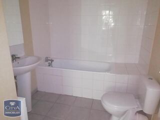  Appartement à louer 1 pièce 32 m²