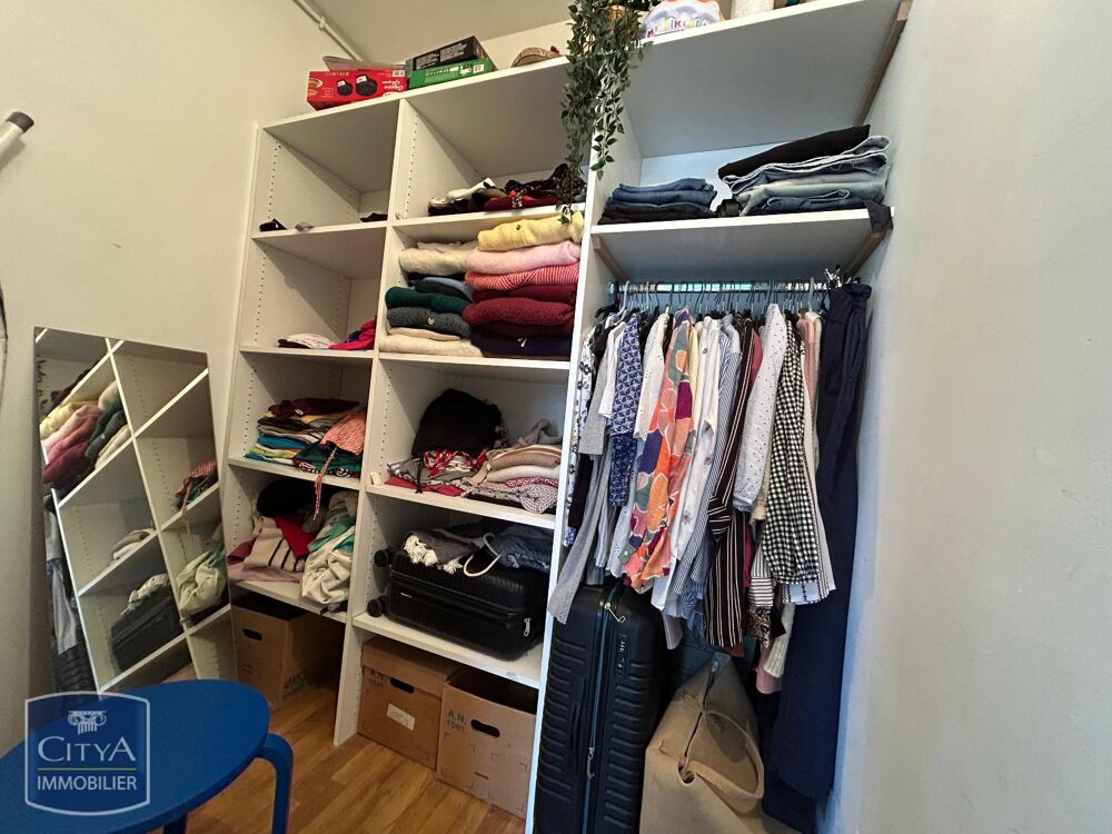 À LOUER Nous vous proposons un appartement de type T2 si....