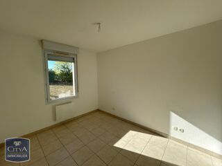 Appartement à louer 3 pièces 65 m²