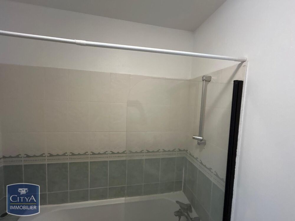 location Appartement - 3 pièce(s) - 70 m² Villefranche-sur-Saône (69400)