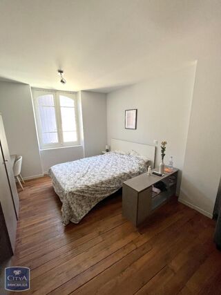  Appartement à louer 1 pièce 32 m²