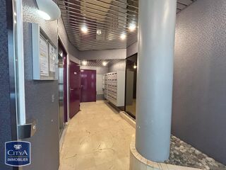  Appartement à louer 1 pièce 25 m²