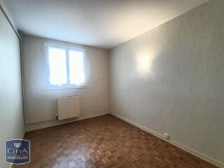  Appartement à louer 3 pièces 69 m²