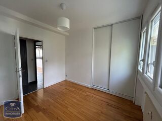  Appartement � louer 5 pi�ces 93 m�