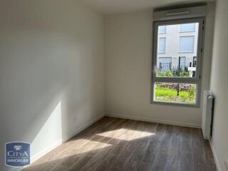  Appartement à louer 3 pièces 65 m²