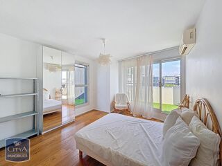  Appartement à louer 3 pièces 73 m²