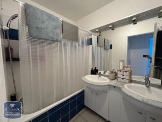  Appartement à louer 3 pièces 55 m²