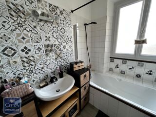 Appartement à louer 2 pièces 56 m²