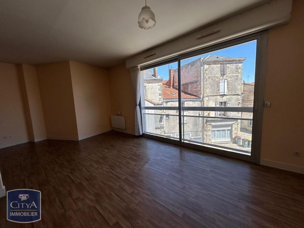 location Appartement - 1 pièce(s) - 33 m² Niort (79000)