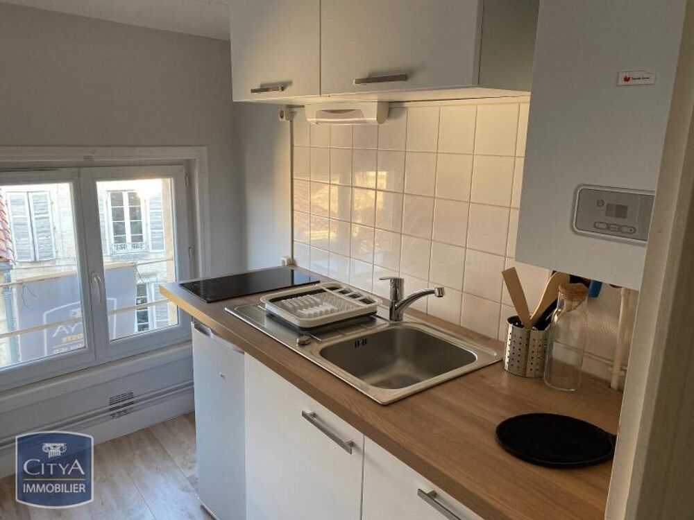 Hyper centre - À LOUER : Appartement T1 situé en plein c....