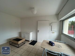  Appartement à louer 2 pièces 28 m²