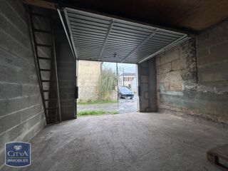  Parking / Garage à louer 